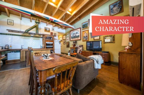 The Spotted Cow,city Fringe,pet Friendly-Free Wine - Holiday Adelaide 0