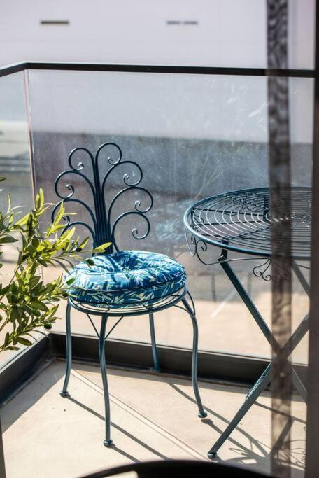 The Zen Apartments With Urban Soul - Holiday Adelaide 3