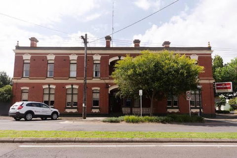Thommos Pub - Holiday Adelaide 0