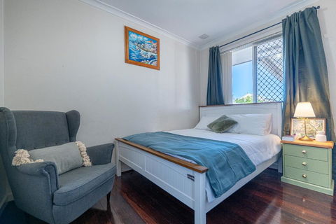 Warmth House Nr Airport 2rooms 5beds Yard N Parking - Holiday Adelaide 1