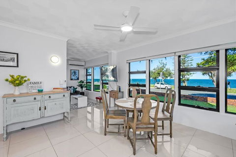 Waterfront Bliss In Margate - 30 Min From Brisbane - Holiday Adelaide 0