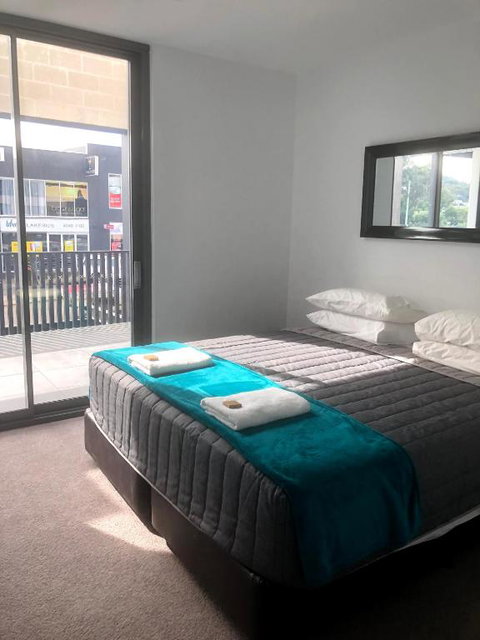 Waters Edge Apartments - Holiday Adelaide 3