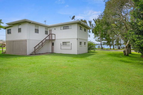 Welcome To Waterfront Views - Holiday Adelaide 1