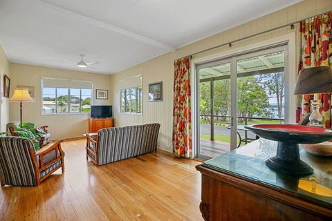Welcome To Waterfront Views - Holiday Adelaide 3