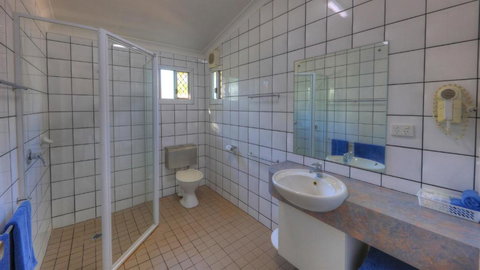 Batchelor Holiday Park - Holiday Adelaide 2