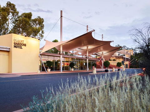 Desert Gardens Hotel - Holiday Adelaide 0