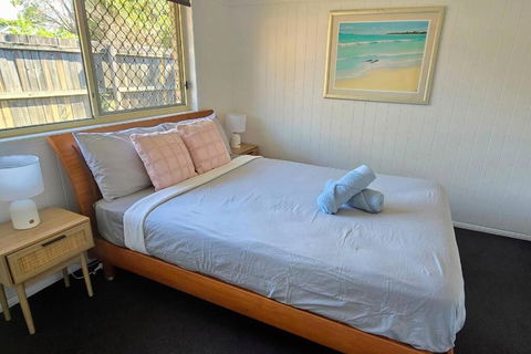 Relaxing Hamptons Style Home In Forest Lake - Holiday Adelaide 2