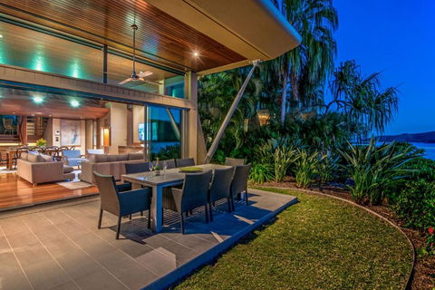 Yacht Club Villas On Hamilton Island By HIHA - Holiday Adelaide 3