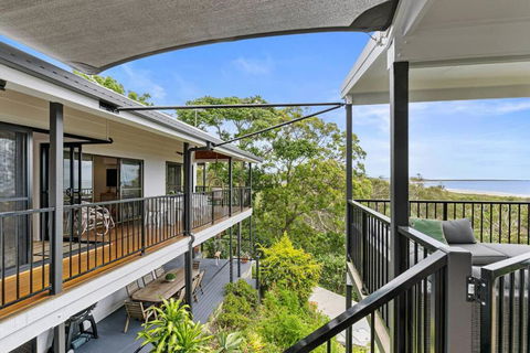YARABIN - Luxury Home With Ocean Views - Holiday Adelaide 3