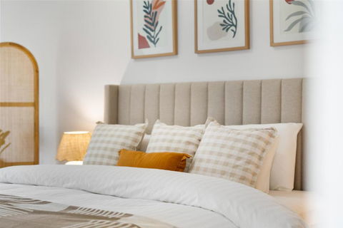 YARLU By Silver Sands - Holiday Adelaide 0
