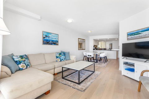 Zanzibar-Premium Ocean Apartment - Holiday Adelaide 3