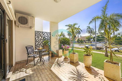 Zen By The Coast: 2-BR Cozy Retreat Near Uni/Shops - Holiday Adelaide 2
