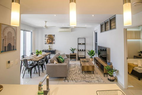 ZEN CENTRAL CBD - Affordable 3-Bdrm Apt In The Heart Of Darwin City - Holiday Adelaide 0