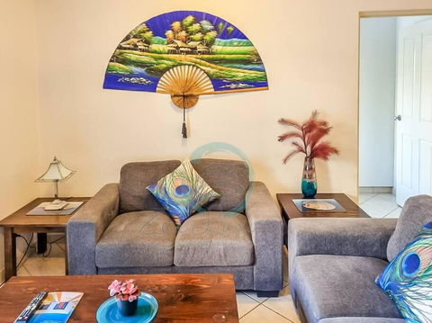 ZEN CITY Modern 1-BR City Apt Near Mindal Markets - Holiday Adelaide 0