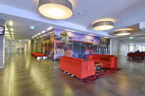 ZEN CITY & SEA Executive 1-BR Suite In Darwin CBD - Holiday Adelaide 2