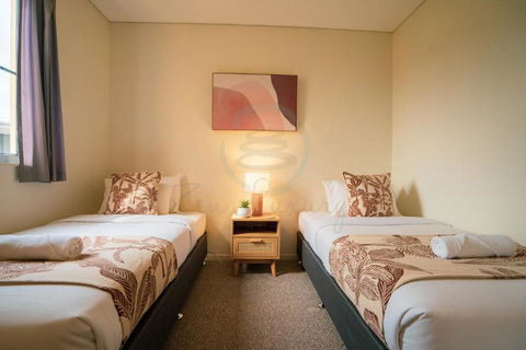 ZEN PARADISE - 2-BR Waterfront Ocean View Retreat - Holiday Adelaide 3