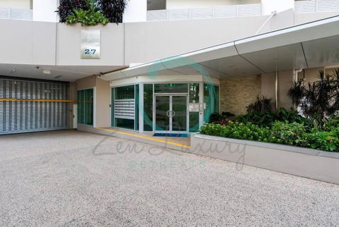 ZEN Tree Blossom: 3-BR Luxury Apt Near Waterfront - Holiday Adelaide 1