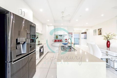 ZEN Tree Blossom: 3-BR Luxury Apt Near Waterfront - Holiday Adelaide 2