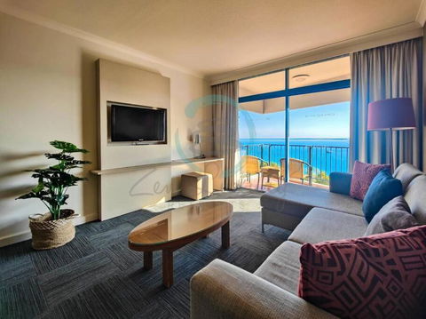 ZEN88 ESPLANADE: 1-BR Top Floor Ocean View Suite - Holiday Adelaide 2