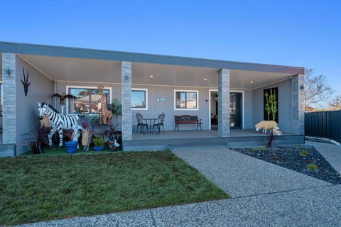 Zoo Villas: Villa Giraffe - Central Wynyard - Holiday Adelaide 2