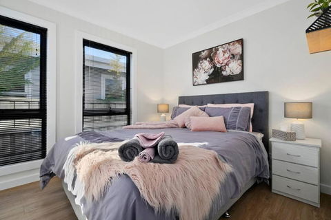 Zoo Villas : Villa Zebra - Central Wynyard - Holiday Adelaide 3