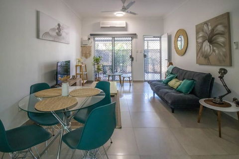 ZEN GARDEN - COZY 2-BR + Modern Design W/ Aircon - Holiday Adelaide 0