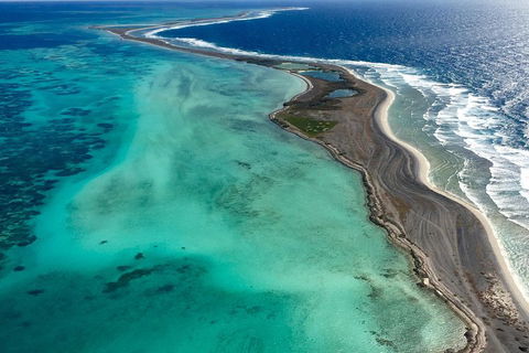 Pink Lake + Abrolhos Islands Scenic Flight - Holiday Adelaide 3