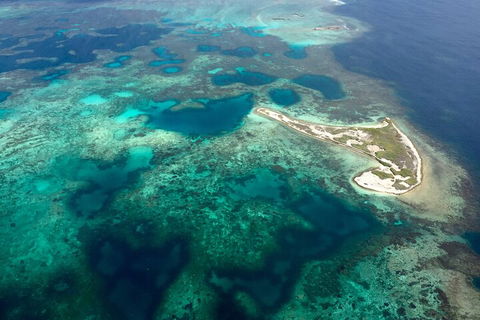 Pink Lake + Abrolhos Islands Scenic Flight - Holiday Adelaide 5