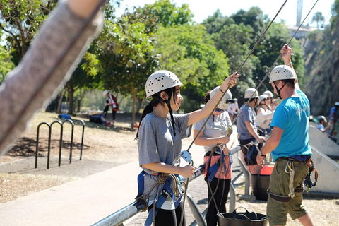 Rock Climbing At The Kangaroo Point Cliffs In Brisbane - Holiday Adelaide 3