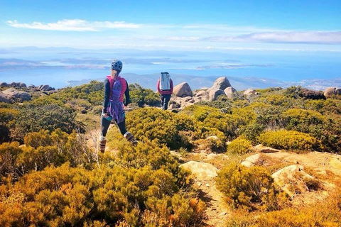 100 Metre Abseil Mount Wellington Hobart - Holiday Adelaide 5