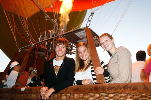 Hot Air Ballooning Tour From Cairns - Holiday Adelaide 2