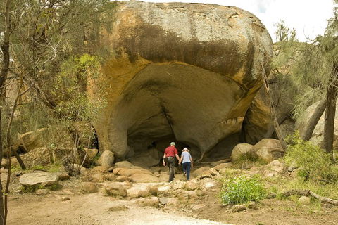 2-Day Wave Rock, York, Wildflowers & Aboriginal Experience - Holiday Adelaide 3