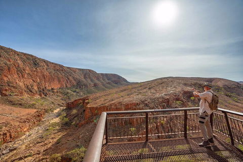 Private 9 Hour Walk And Waterhole Tour In West MacDonnell Ranges - Holiday Adelaide 3