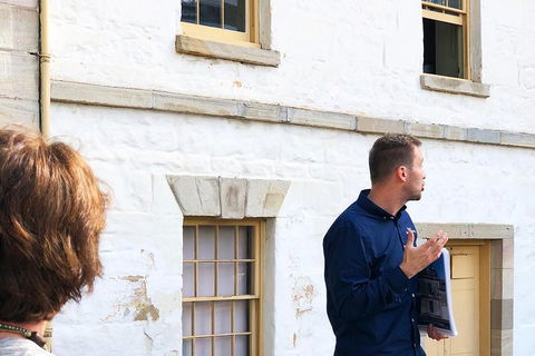 Convicts And The Rocks: Sydney's Walking Tour Led By Historian - Holiday Adelaide 2