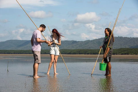 Daintree Dreaming Traditional Aboriginal Fishing From Cairns Or Port Douglas - Holiday Adelaide 1