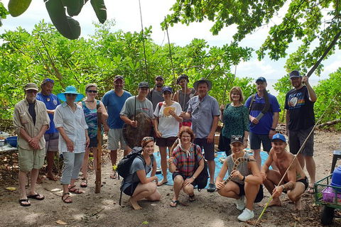 Daintree Dreaming Traditional Aboriginal Fishing From Cairns Or Port Douglas - Holiday Adelaide 2