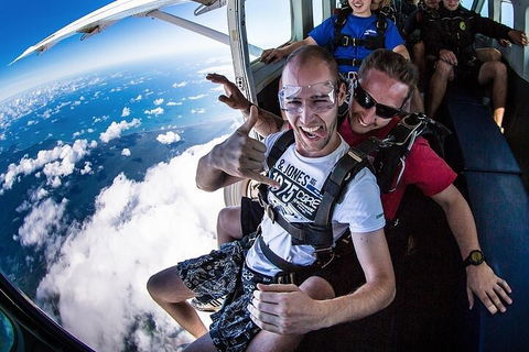 Byron Bay Tandem Sky Dive - Holiday Adelaide 4