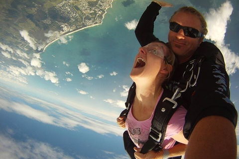 Byron Bay Tandem Sky Dive - Holiday Adelaide 5