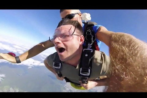 Reef And Rainforest Tandem Sky Dive In Cairns - Holiday Adelaide 1
