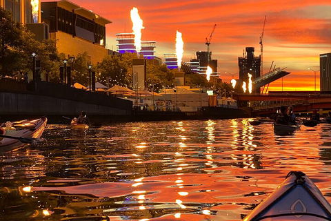 Melbourne Sunset Kayaking Experience With Dinner - Holiday Adelaide 4