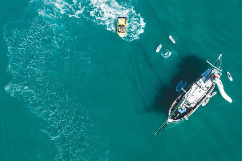 2 Night Whitsunday Islands Cruise On New Horizon From Airlie Beach - Holiday Adelaide 5