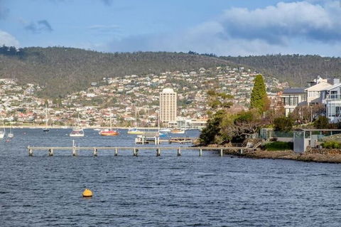 Derwent River Historic Harbour Cruise From Hobart - Holiday Adelaide 5