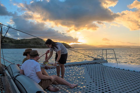 Sunset Sail In The Whitsundays - Holiday Adelaide 2