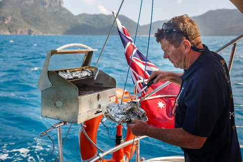 2-Night Cabin Charter Aboard Cruising Yacht Milady - Holiday Adelaide 5