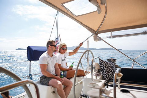 1-Night Whitsundays Private Charter Aboard Cruising Yacht Milady - Holiday Adelaide 3