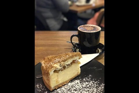 Adelaide City Highlights With Hahndorf And Mt. Lofty - Holiday Adelaide 1
