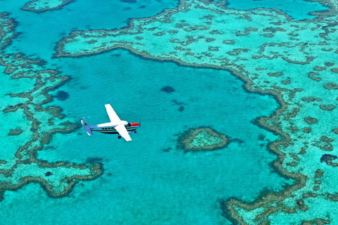 Reef And Island Scenic Flight From Airlie Beach - Holiday Adelaide 4