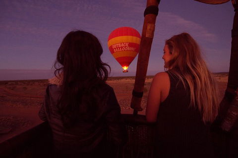 Early Morning Ballooning In Alice Springs - Holiday Adelaide 1
