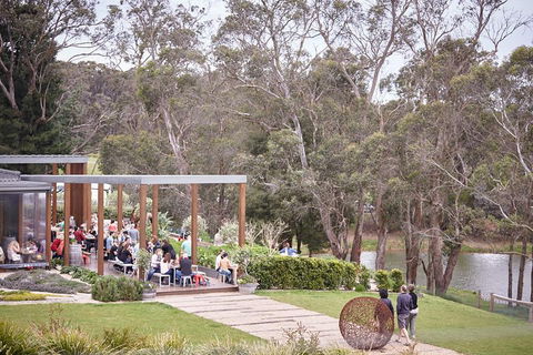 Peninsula Hot Springs Tour With Restaurant Lunch & Gondola Ride - Holiday Adelaide 3